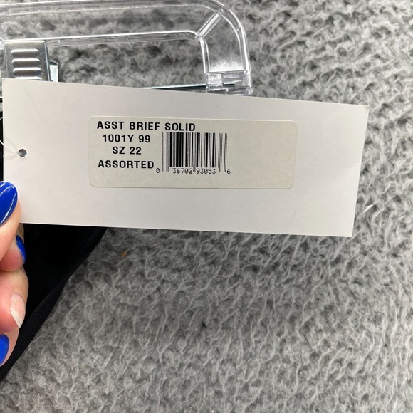 The Finals Swimwear Mens 22 Black Green Solid Racer Briefs New - Picture 2 of 7